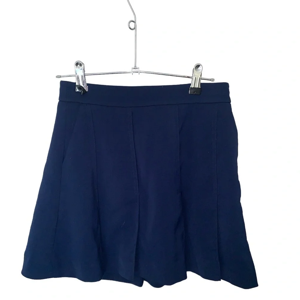 Vince Size 0 Pleated Mini Skirt Navy Blue